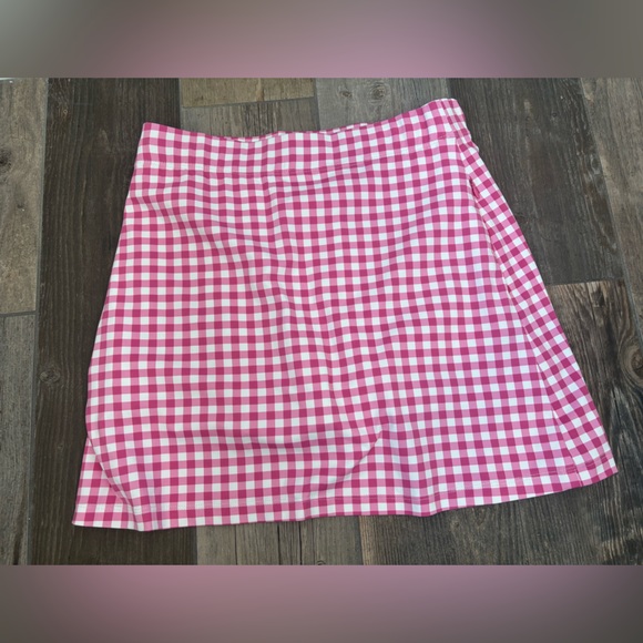 J Mclaughlin Dresses & Skirts - J McLaughlin gingham print skort